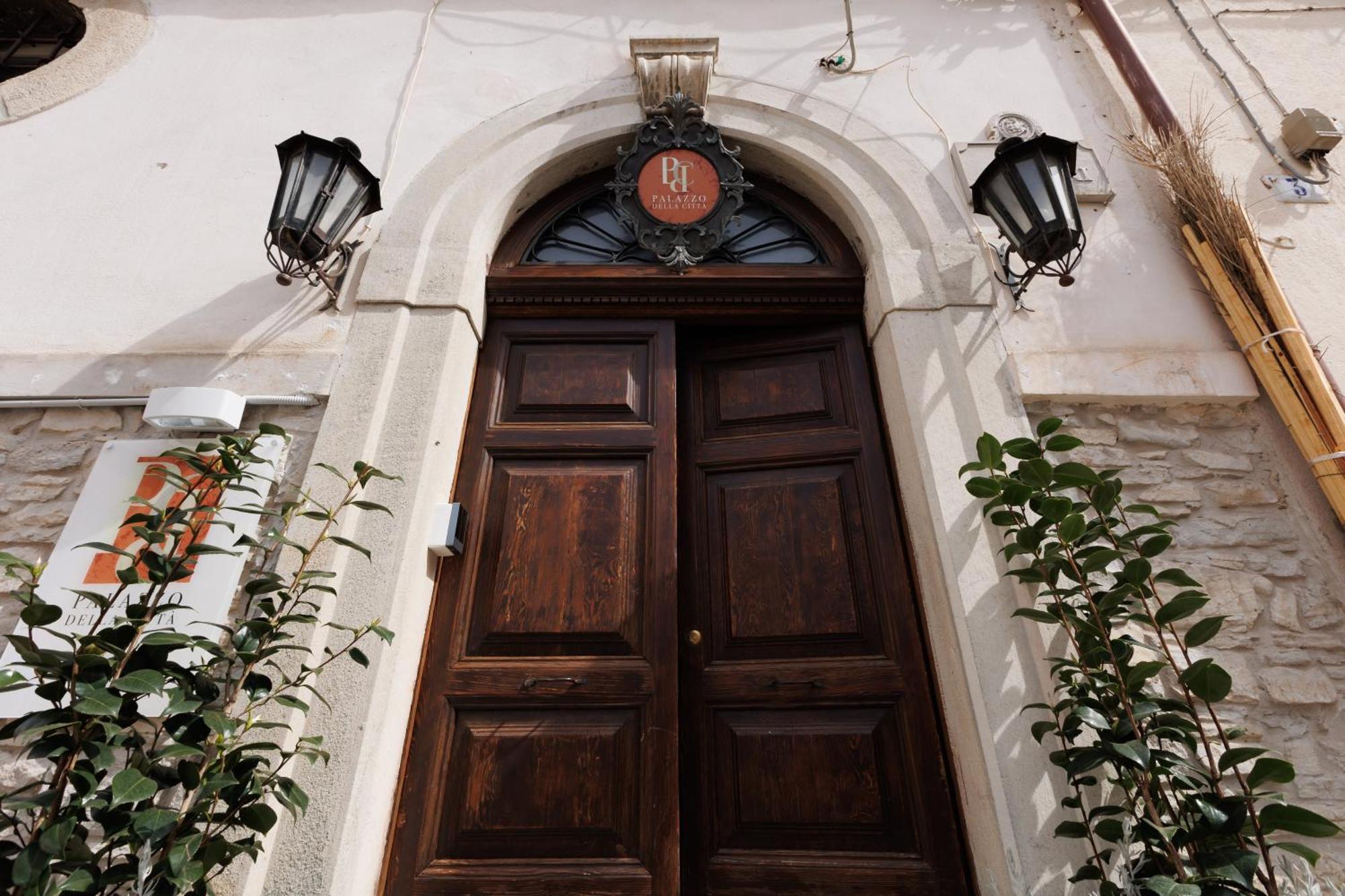 Hotel Palazzo Della Citta Agnone Exterior foto